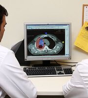 assets/images/photos/doctors-and-technologies/ck3.jpg