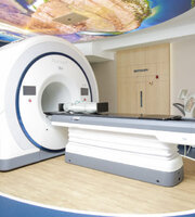 assets/images/photos/doctors-and-technologies/radixact-tomotherapy-600x400.jpg